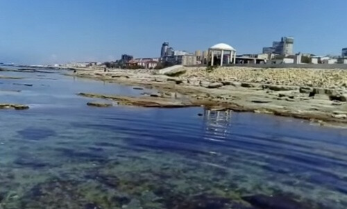 Берег Каспийского моря в Актау